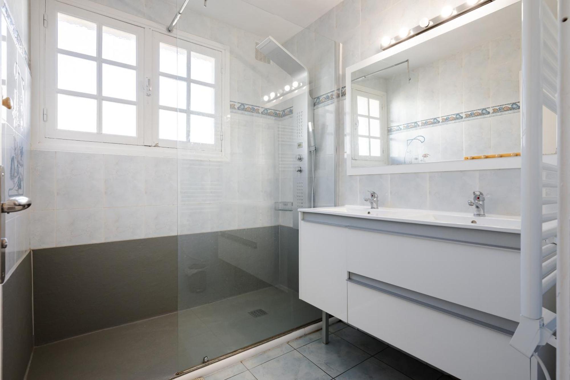 סן-לארי-סולאן Grand Chalet St-Lary Centre 13 A 15 Pers מראה חיצוני תמונה